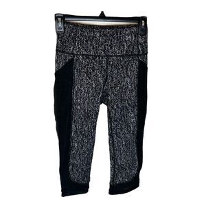 Lululemon Fit Physique Crop Luon Suited Jacquard Black White, Size‎ 4